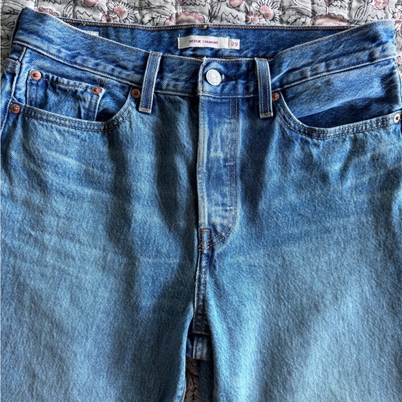 Levi’s Wedgie straight cropped jeans - Picture 6 of 7